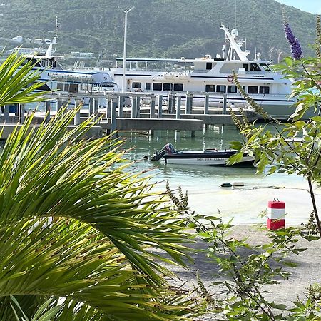 Appartement Neuf En Plein Coeur De Philipsburg フィリップスブルフ エクステリア 写真