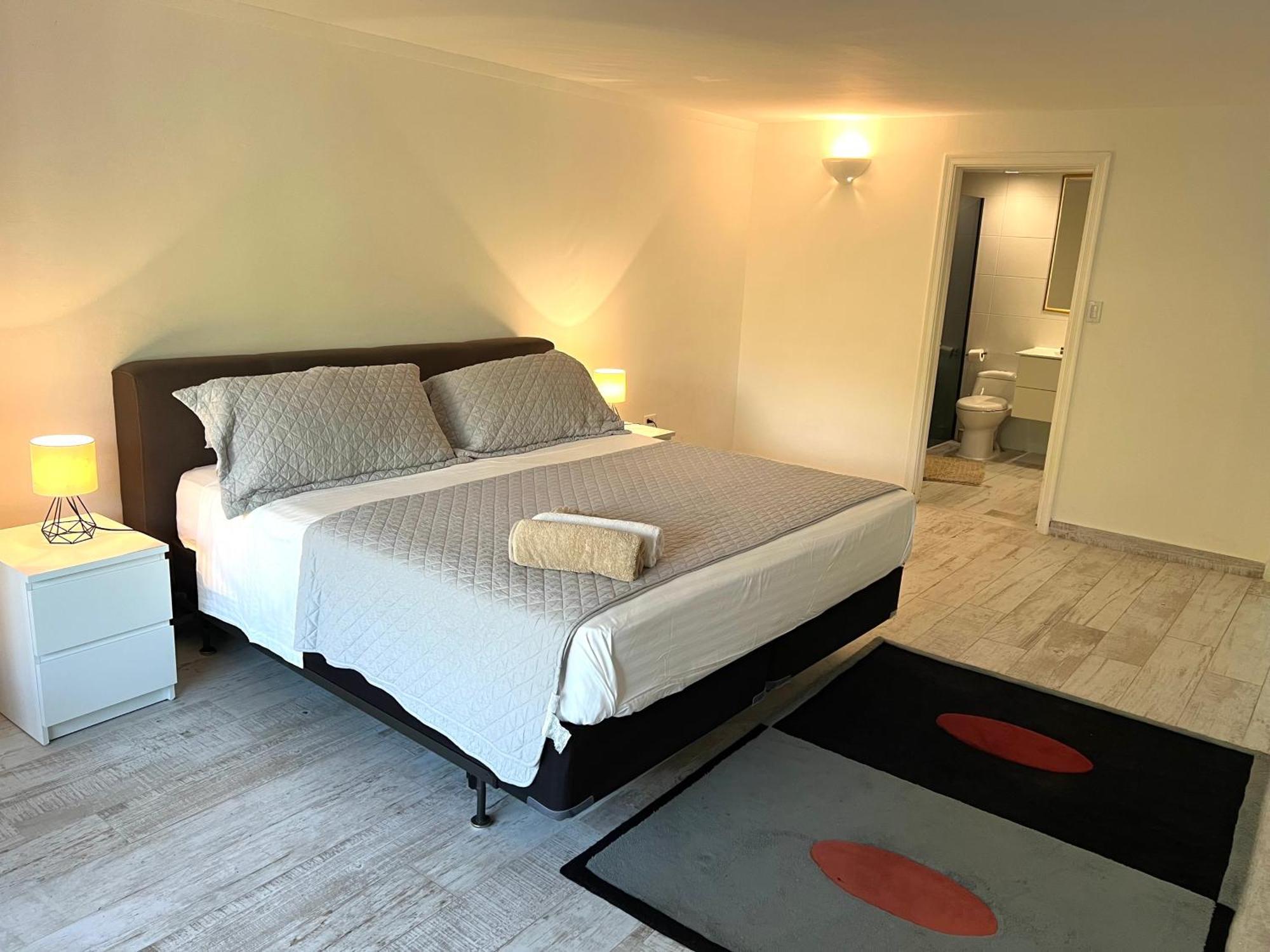Appartement Neuf En Plein Coeur De Philipsburg フィリップスブルフ エクステリア 写真