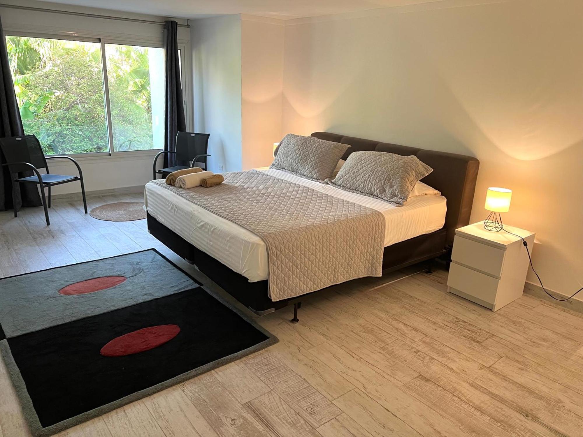 Appartement Neuf En Plein Coeur De Philipsburg フィリップスブルフ エクステリア 写真